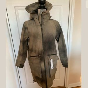 Lululemon lab Mitra Parka RARE NWT *****